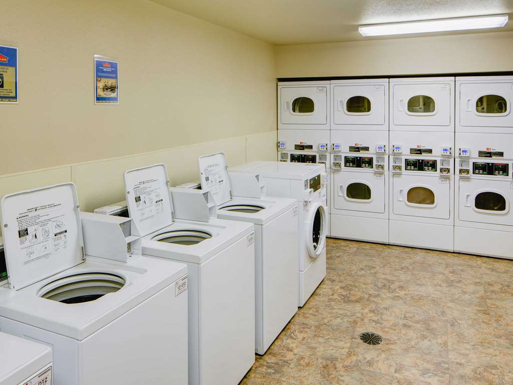 Woodspring Suites 새크라멘토 시설 사진